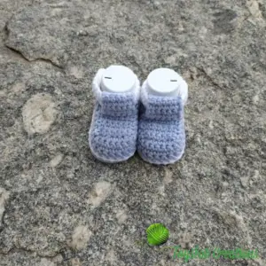 Crochet Baby Booties | toyslab creations