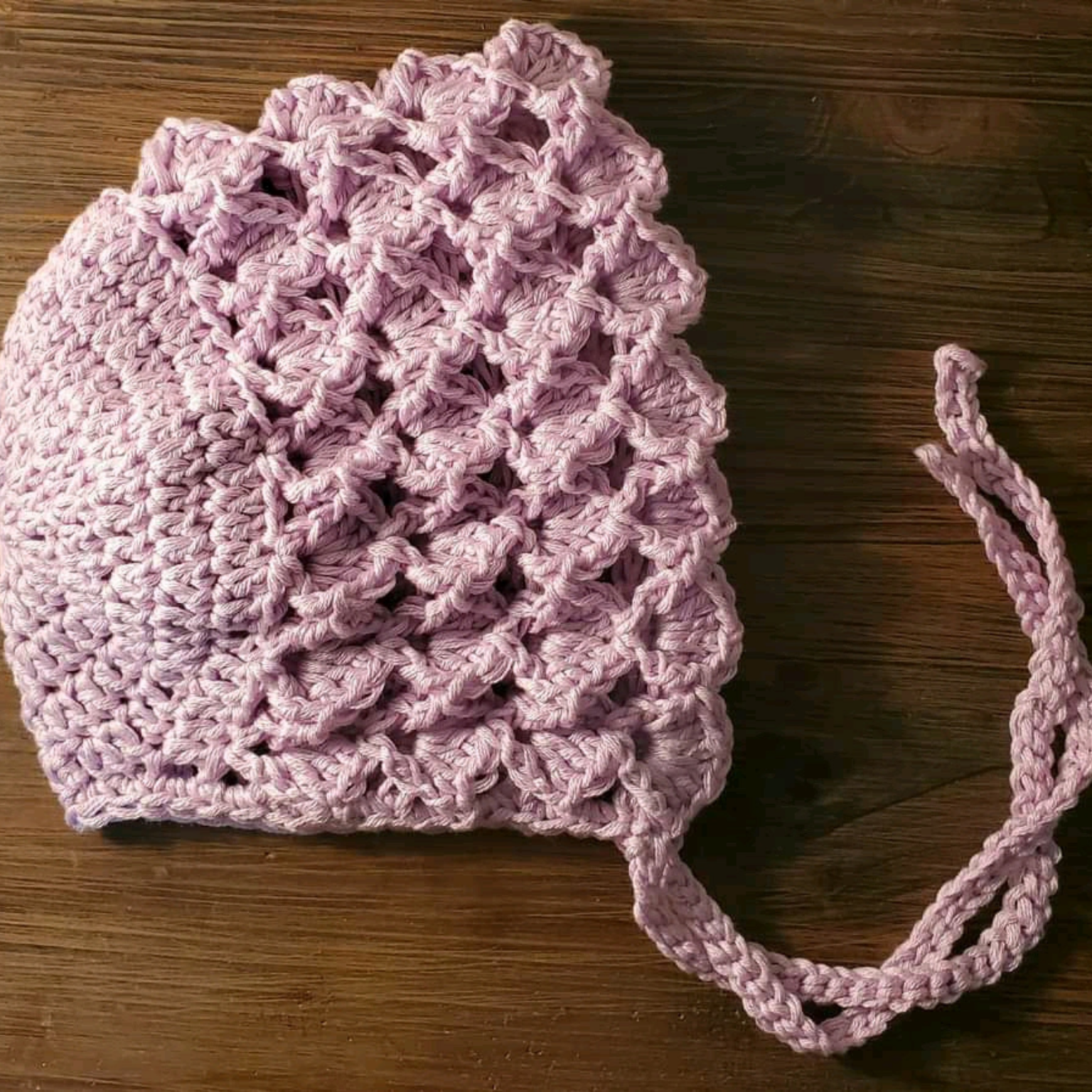 Crochet Lacy Baby Bonnet | toyslab creations
