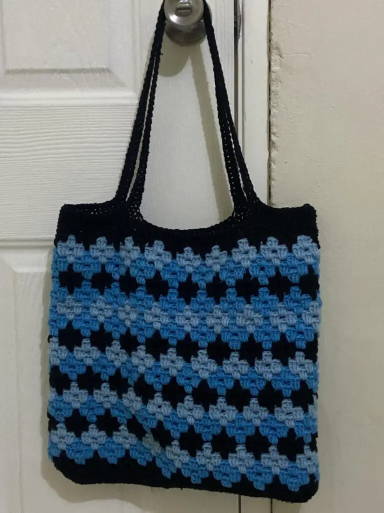 crochet granny square bag