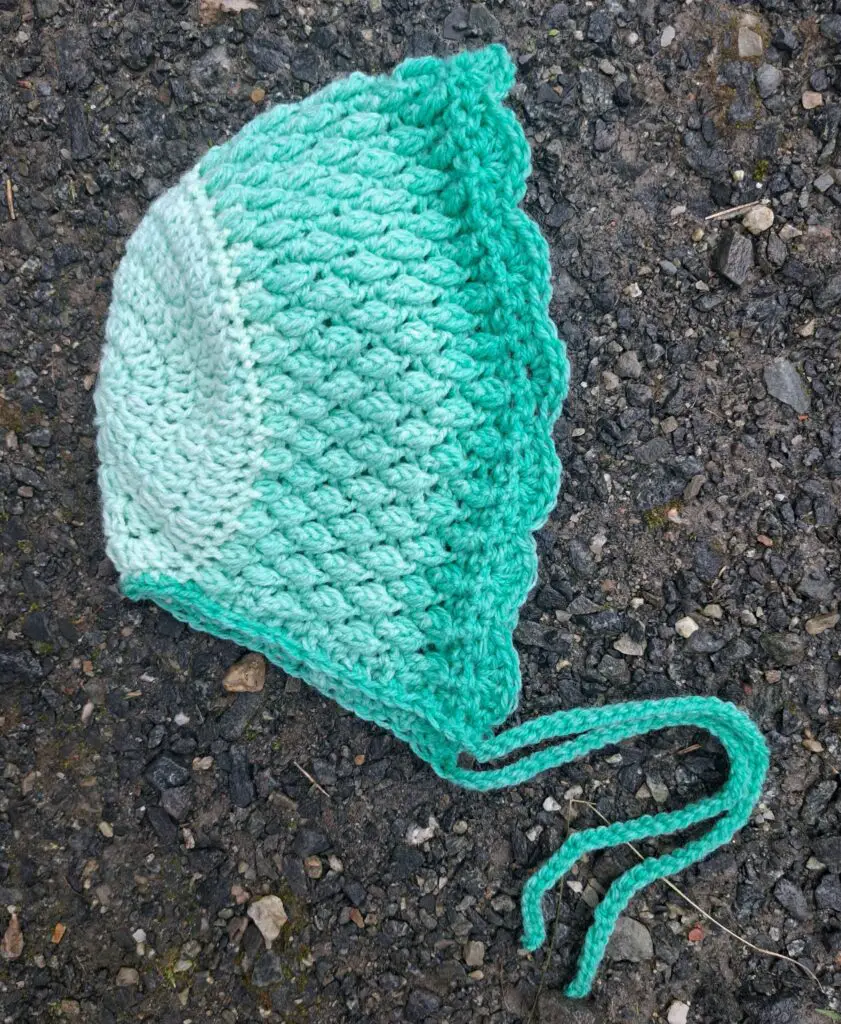 crochet baby bonnet