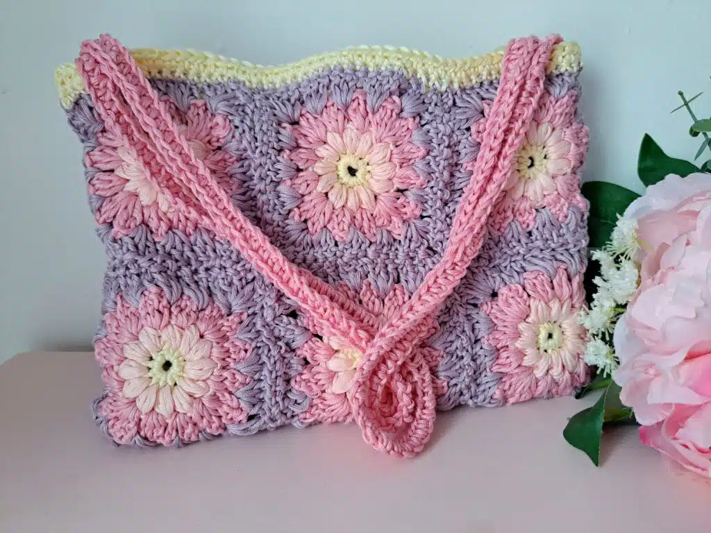 daisy square tote bag