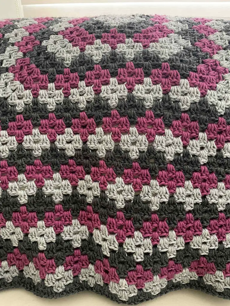 Simple granny square blanket free pattern