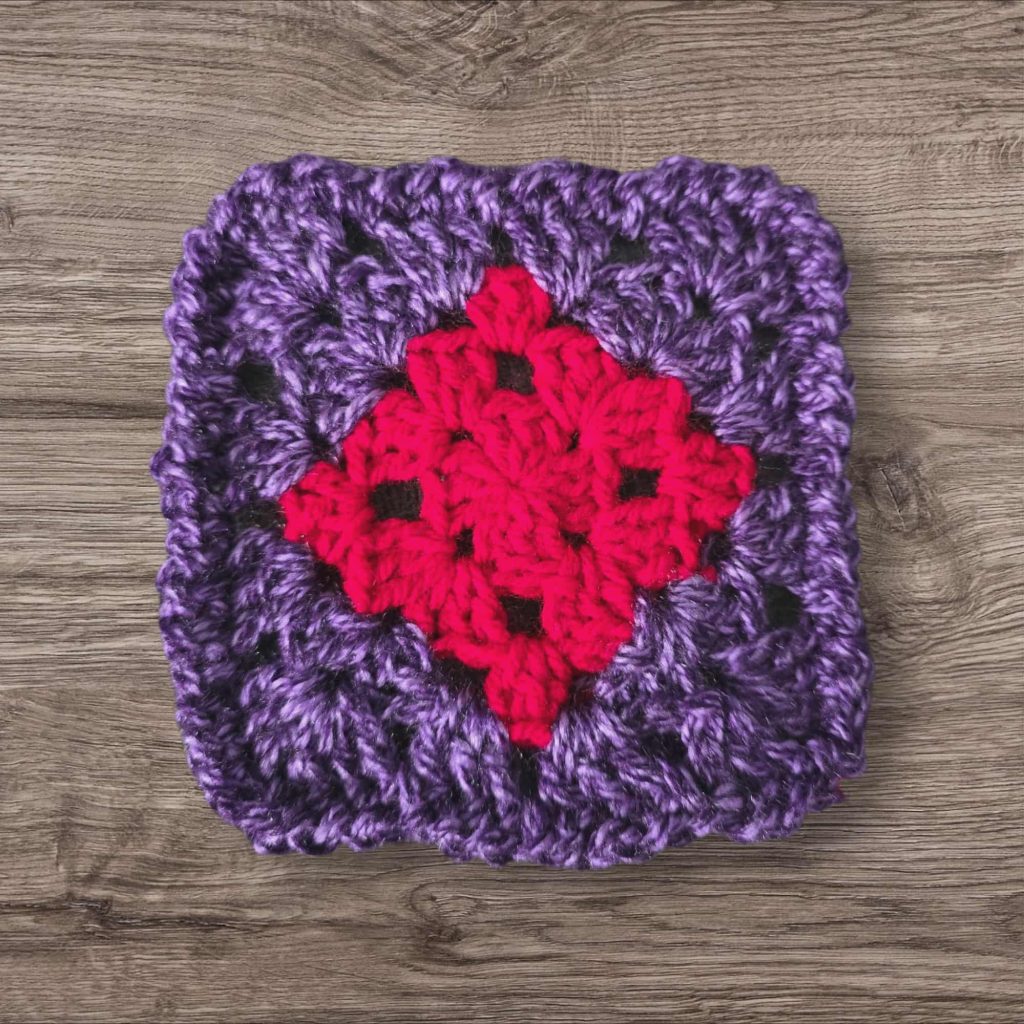 Easy crochet granny coaster for beginners