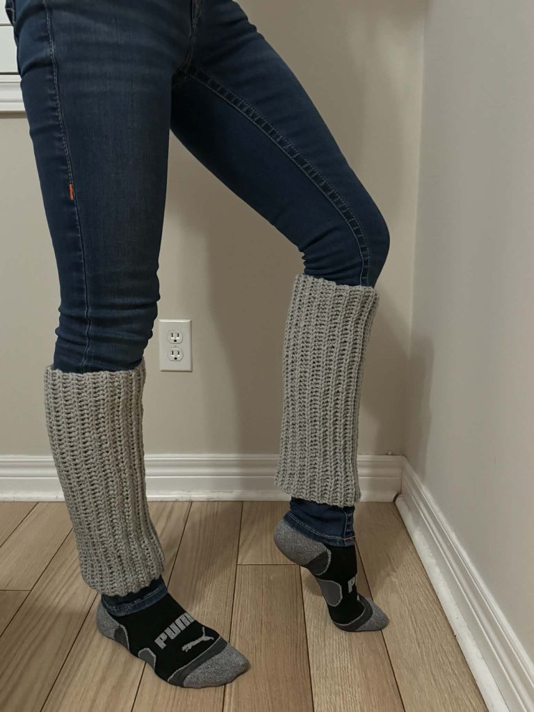 Free leg warmer crochet pattern for beginners