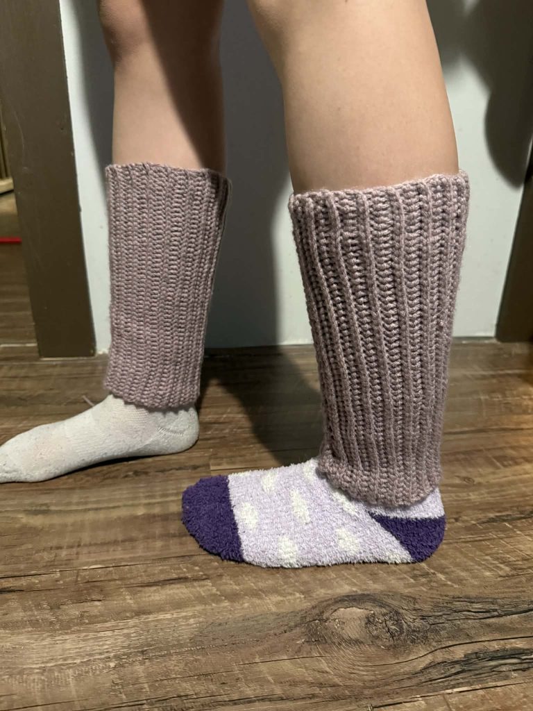 Free leg warmer crochet pattern for beginners